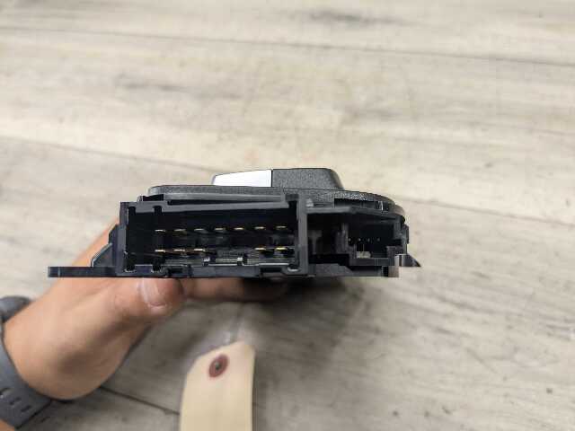 19-24 OEM BMW F97 G01 G20 G26 Front Right Passenger Seat Adjust Control Switch