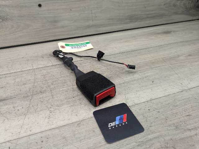 OEM BMW F93 F97 G01 G02 G16 G20 G80 M3 330 M340 Front Left Right Seatbelt Buckle