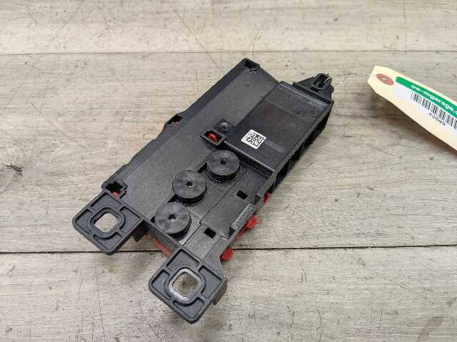 OEM BMW G20 G22 G23 G26 G80 G82 B+ Positive Battery Junction Terminal Fuse Box