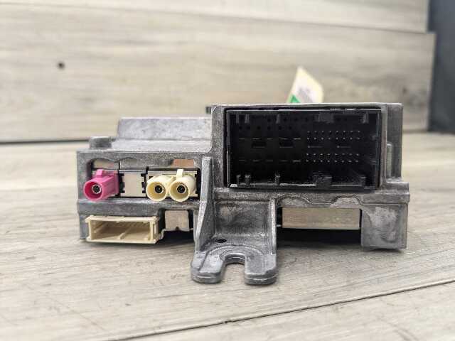 OEM BMW F90 G12 G20 G29 330 M340 Radio Audio Sound Amplifier Module SDARS