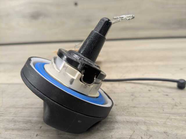 OEM BMW F15 F30 F44 F48 F80 G01 G05 G20 G30 G80 M3 M4 Fuel Gas Tank Filler Cap
