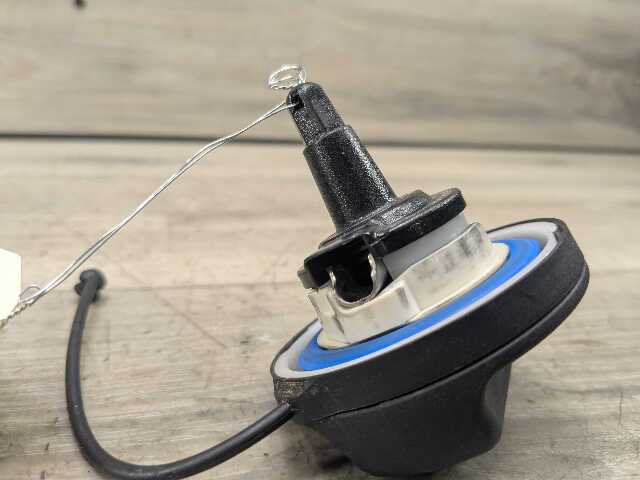 OEM BMW F15 F30 F44 F48 F80 G01 G05 G20 G30 G80 M3 M4 Fuel Gas Tank Filler Cap