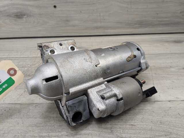 OEM BMW G01 G20 G22 G23 G26 G30 G29 330 430 Engine B46 Starter Motor DENSO