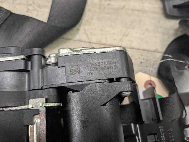 OEM BMW G20 G80 330 M340 M3 Front Right Passenger Seat Belt Seatbelt Retractor
