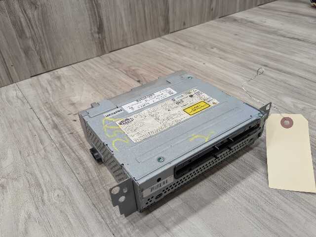 16-19 OEM BMW F48 X1 28i 28iX SIRIUS Radio Receiver Bluetooth Head Unit