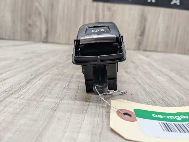 16-23 OEM BMW F39 F48 X1 X2 Center Console Parking Brake Control Switch Button