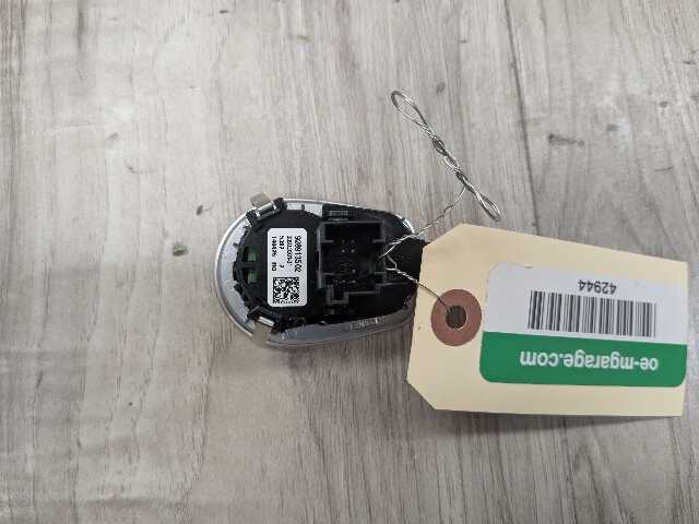 16-23 OEM BMW F39 F48 X1 X2 Auto Start Stop Ignition Button Switch