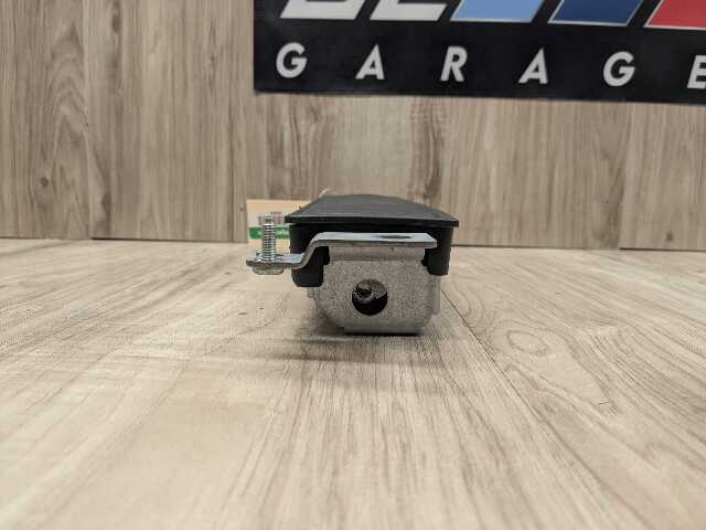 OEM BMW F22 F30 F32 F33 F36 F80 F82 Front Right Passenger Knee Lower Dash Airbag
