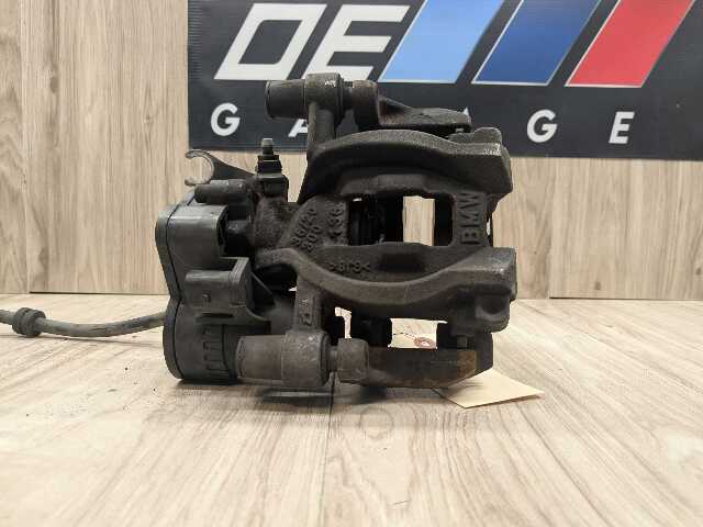 16-24 OEM BMW F39 F44 F48 X1 X2 28 228 FRONT Right Passenger Brake Caliper