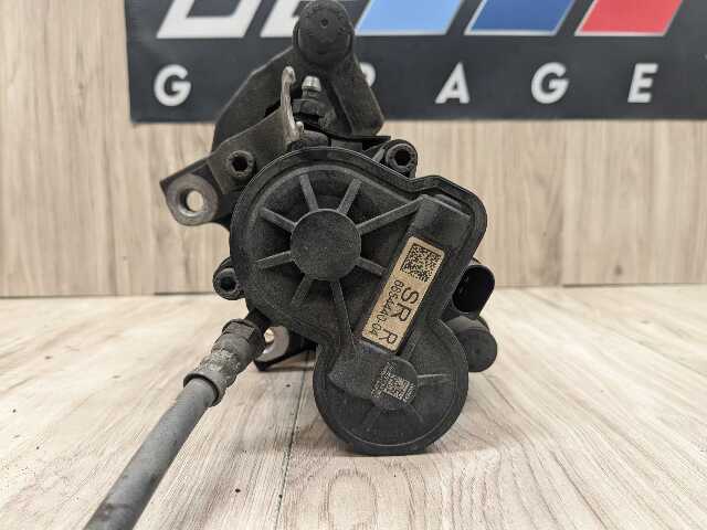 16-24 OEM BMW F39 F44 F48 X1 X2 28 228 FRONT Right Passenger Brake Caliper