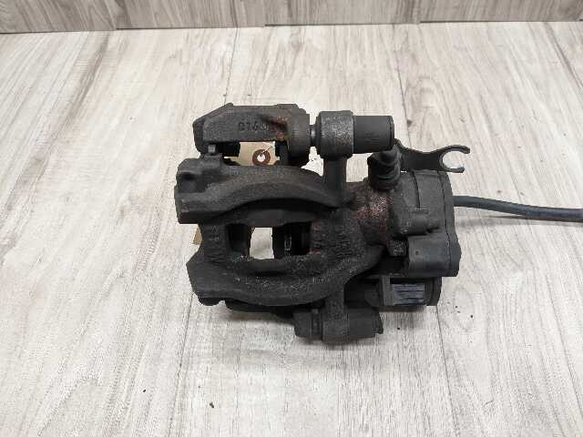 16-24 OEM BMW F39 F44 F48 X1 X2 28 228 FRONT Left Driver Brake Caliper