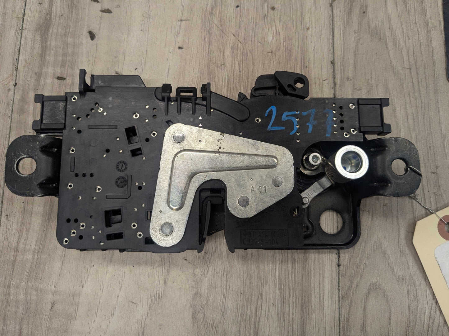 OEM BMW F48 F95 F97 G01 G05 G07 X1 X3 X5 Tailgate Trunk Lid Lock Latch Actuator