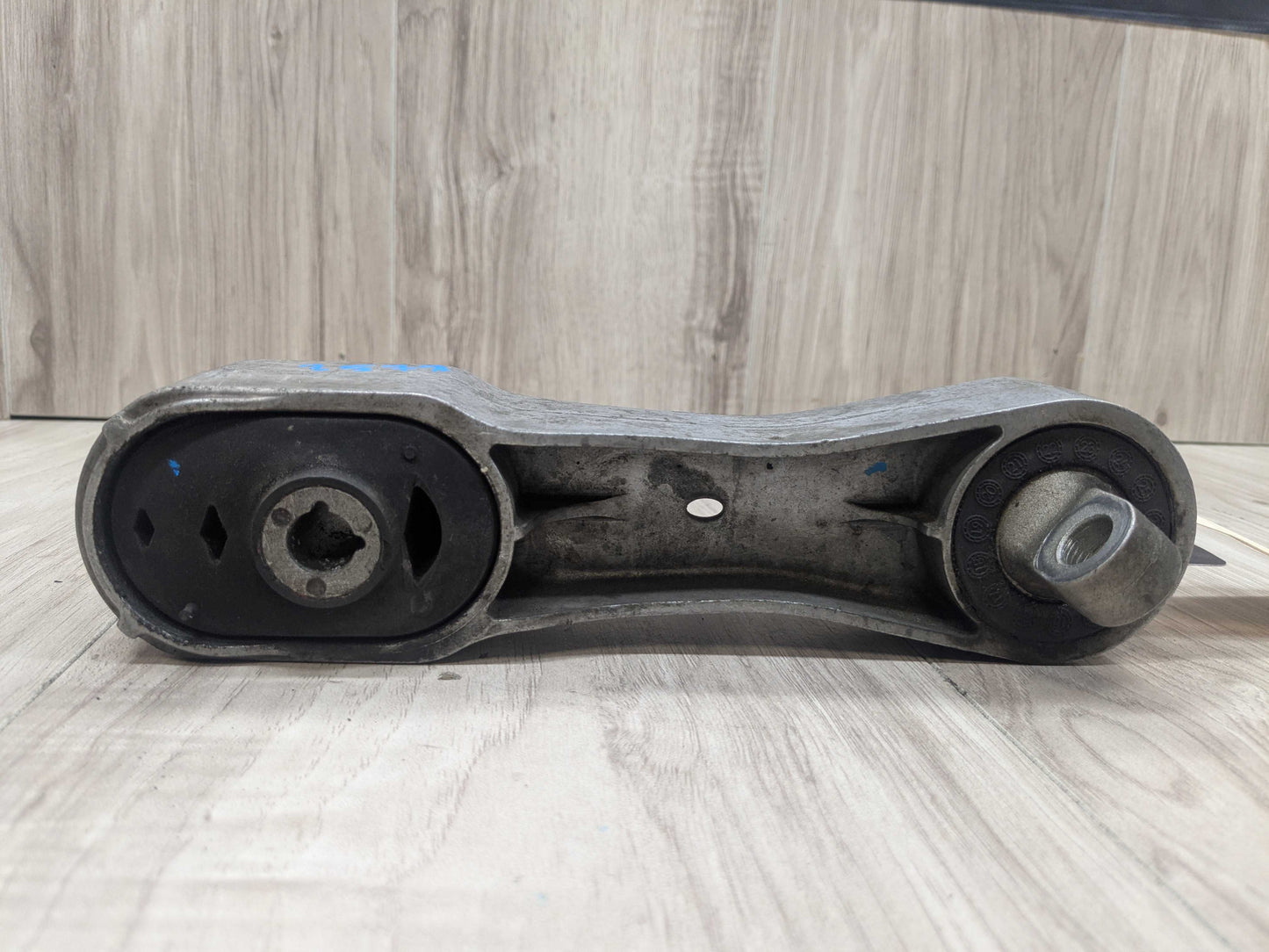 OEM BMW F39 F44 F48 X1 X2 28 228 M235 Engine B46 B48 Motor Mount Bracket Support