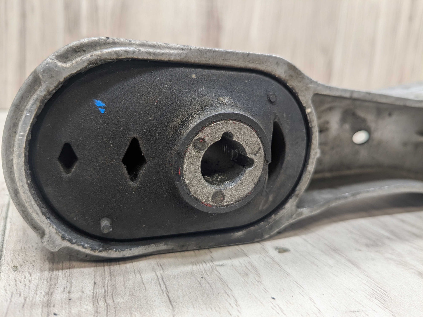 OEM BMW F39 F44 F48 X1 X2 28 228 M235 Engine B46 B48 Motor Mount Bracket Support
