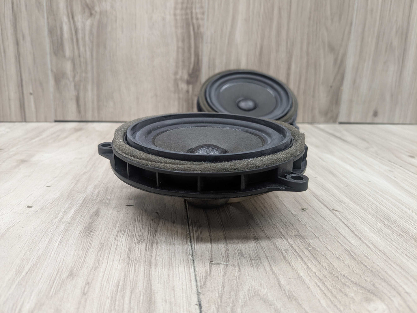 16-23 OEM BMW I01 F39 F48 X1 X2 i3 Top Hifi MID Range Loud Speaker PAIR