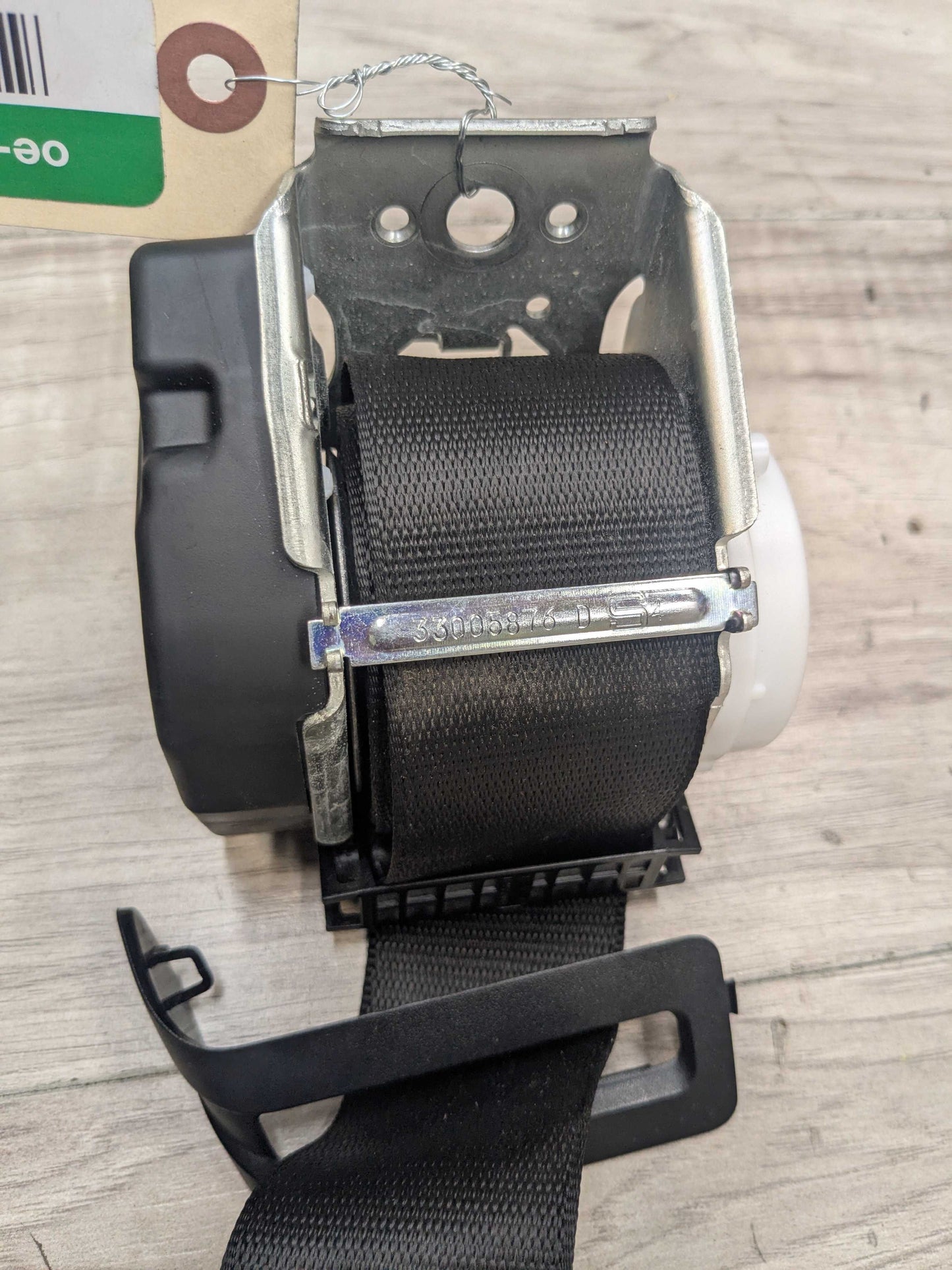16-22 OEM BMW F48 X1 Rear Left Driver Side Seatbelt Seat Belt Retractor Black