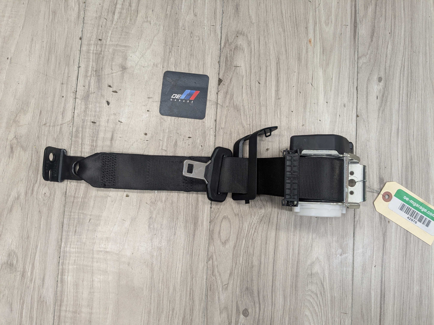 16-22 OEM BMW F48 X1 Rear Left Driver Side Seatbelt Seat Belt Retractor Black