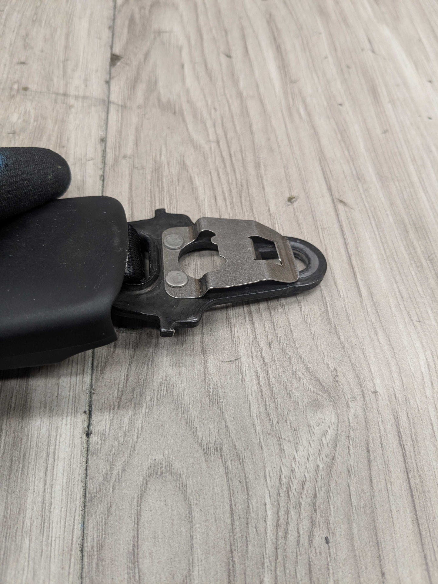 OEM BMW F39 F48 X1 X2 Front Left Driver Side Seatbelt Seat Belt Retractor Black