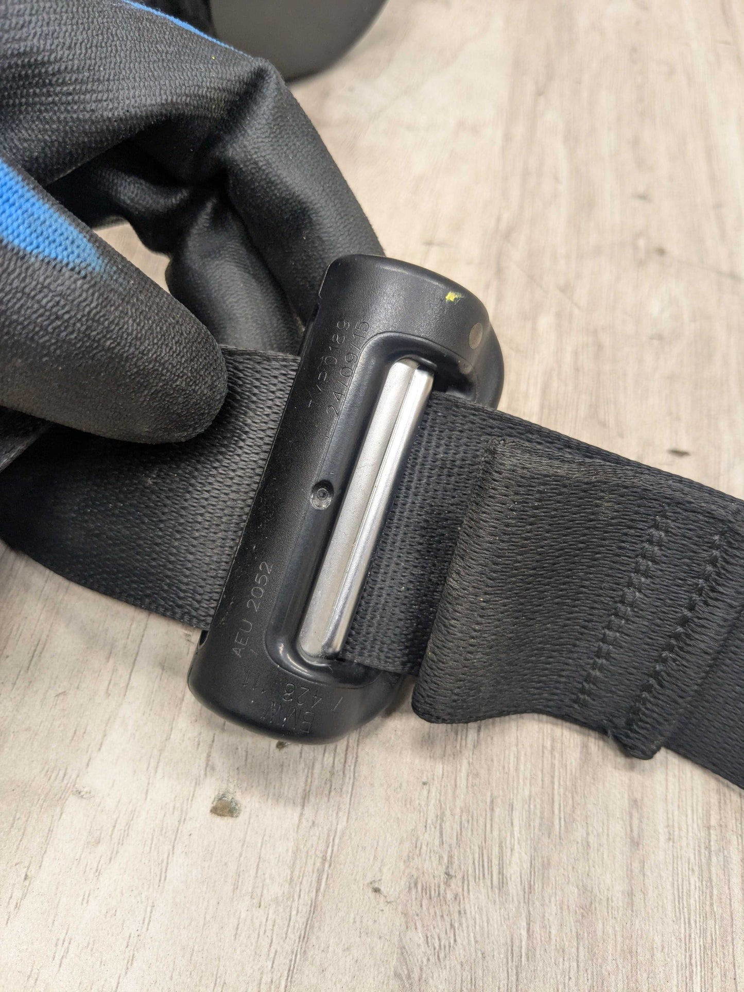 OEM BMW F39 F48 X1 X2 Front Left Driver Side Seatbelt Seat Belt Retractor Black
