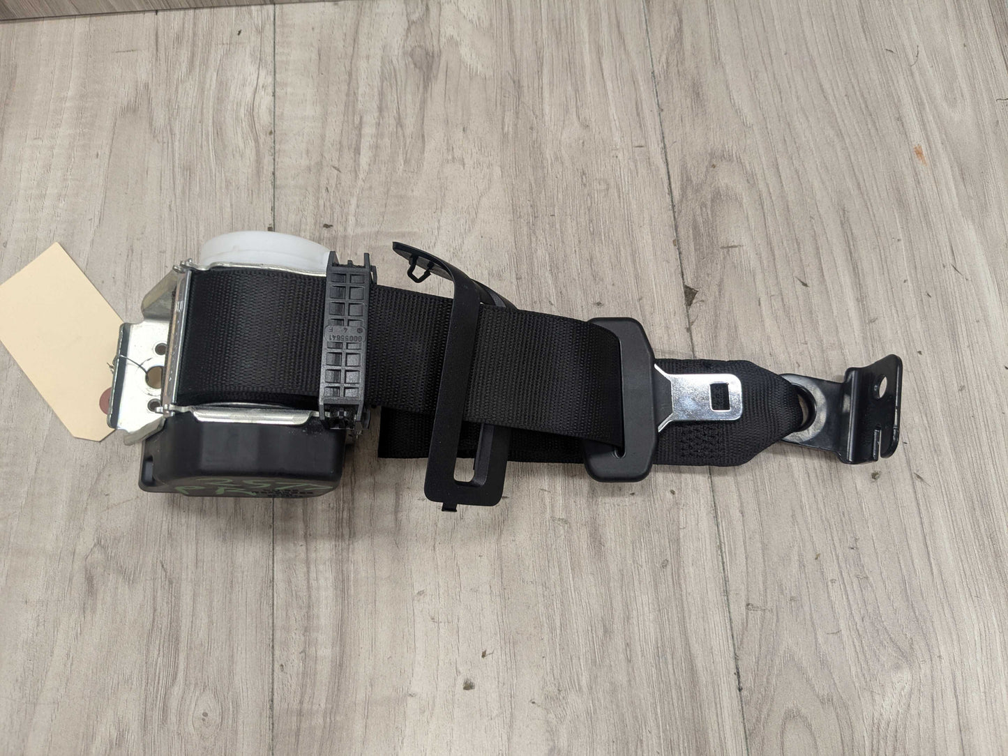 16-22 OEM BMW F48 X1 Rear Right Passenger Seatbelt Seat Belt Retractor Black