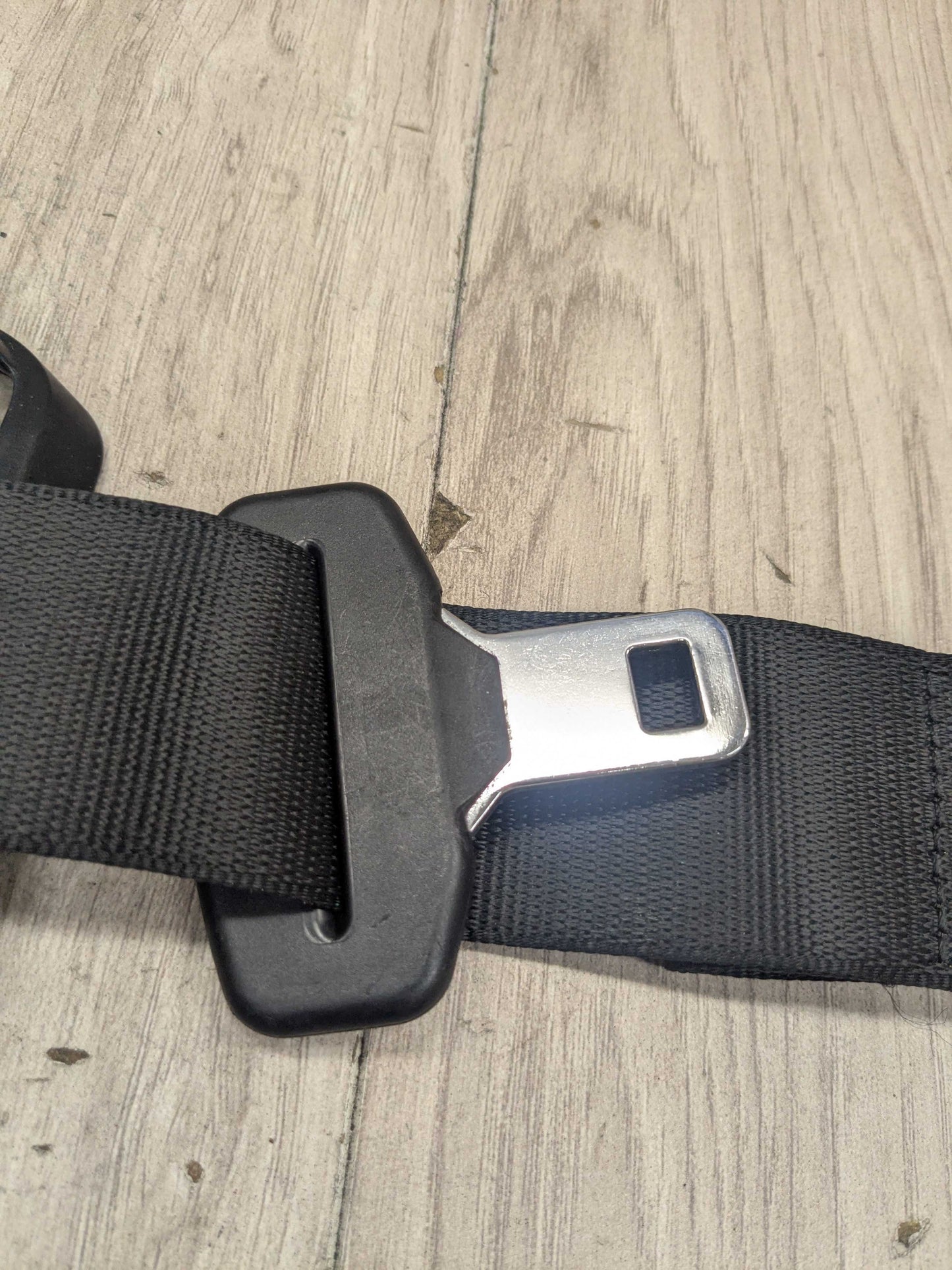 16-22 OEM BMW F48 X1 Rear Right Passenger Seatbelt Seat Belt Retractor Black