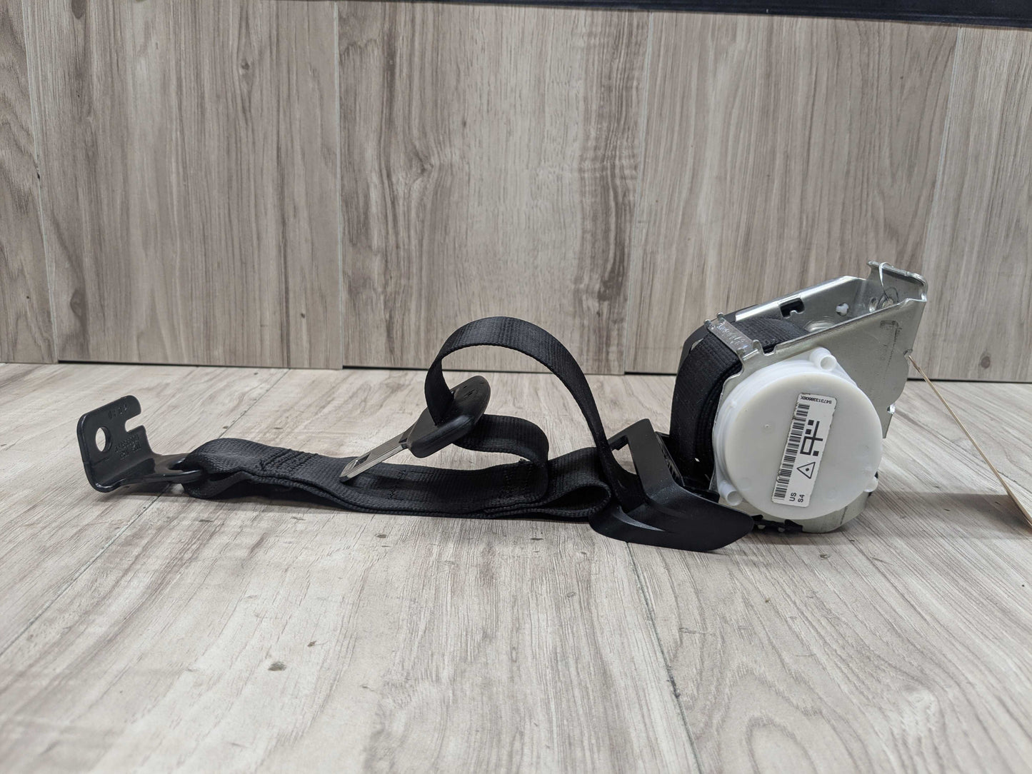 16-22 OEM BMW F48 X1 Rear Right Passenger Seatbelt Seat Belt Retractor Black