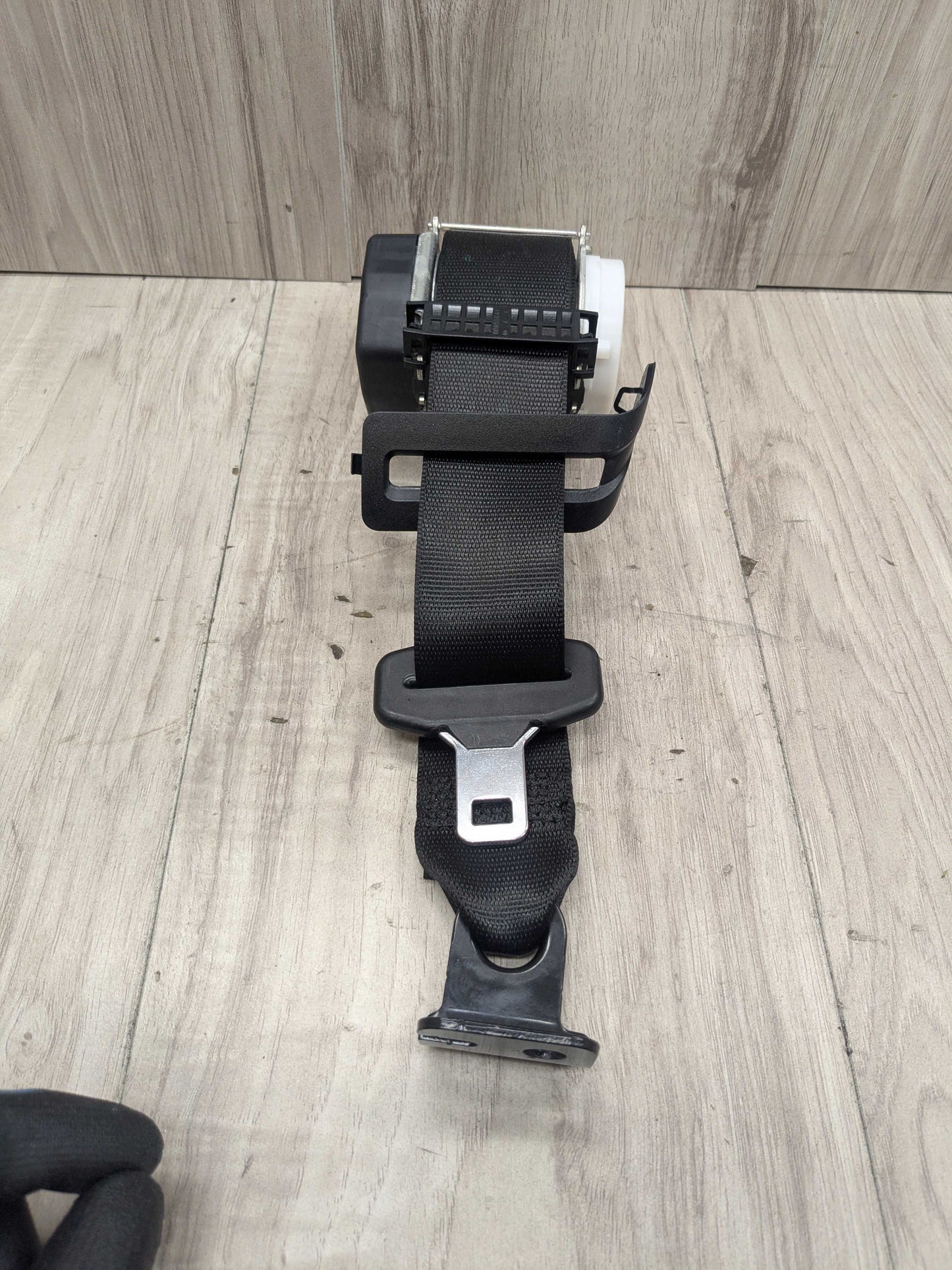 16-22 OEM BMW F48 X1 Rear Right Passenger Seatbelt Seat Belt Retractor Black