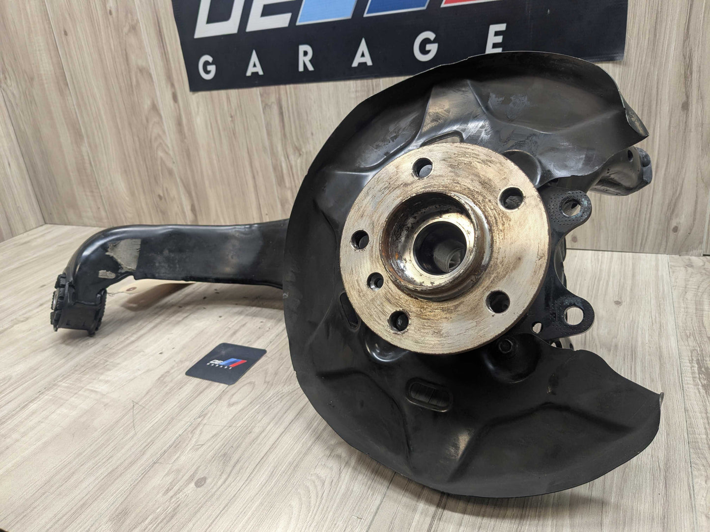 16-23 OEM BMW F39 F48 X1 X2 Rear Right Passenger Trailing Knuckle Hub Bearing