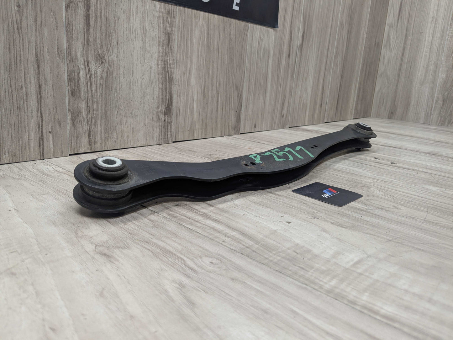 16-22 OEM BMW F48 28i 28iX REAR Left or Right Upper Wishbone Control Arm