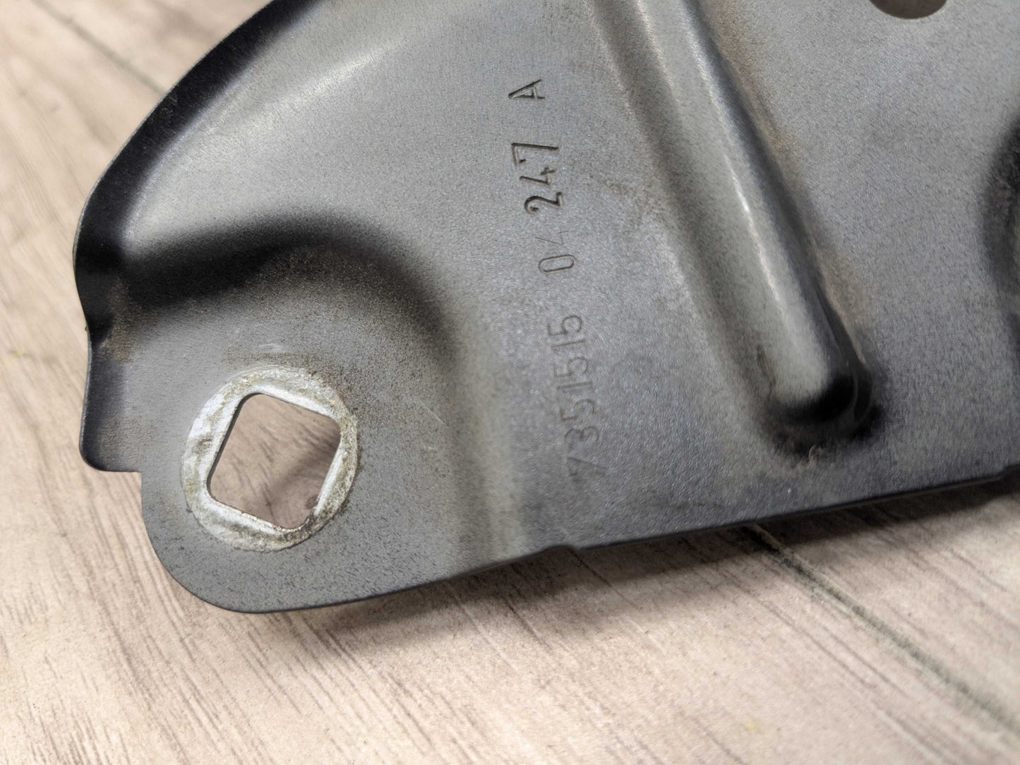 16-22 OEM BMW F48 X1 28i 28iX Front Left Driver Side Fender Holder Bracket SET