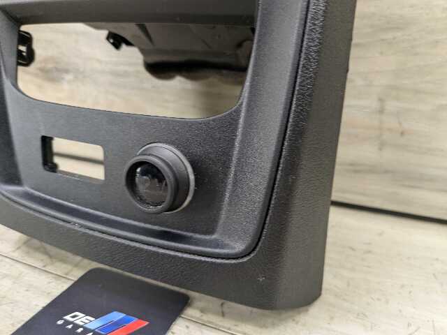 19-24 OEM BMW G20 G22 G42 G80 330 M340 Rear Air Vent Panel Trim Cover Black