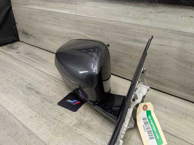 19-25 OEM BMW G20 330 M340 Right Passenger Auto Dip Blind Spot Side Mirror