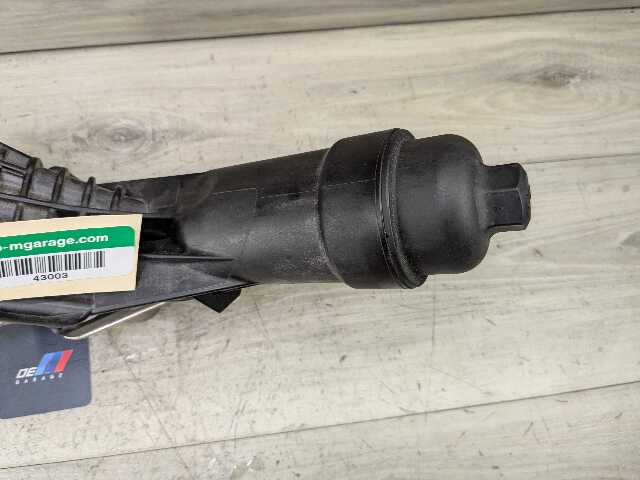 OEM BMW G01 G20 G22 G23 G26 G30 G42 330 430 X3 Engine B46 B48 Oil Filter Housing