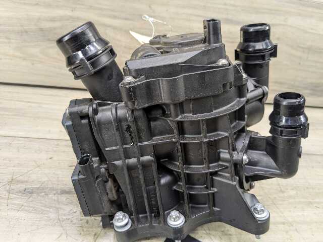 OEM BMW G01 G20 G22 G23 G26 G30 G42 330 430 Engine B46 Heat Management Module