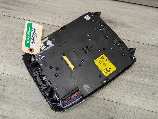 OEM BMW F90 F97 G01 G05 G20 G30 330 X3 Front Roof Console Dome Light SOS Switch