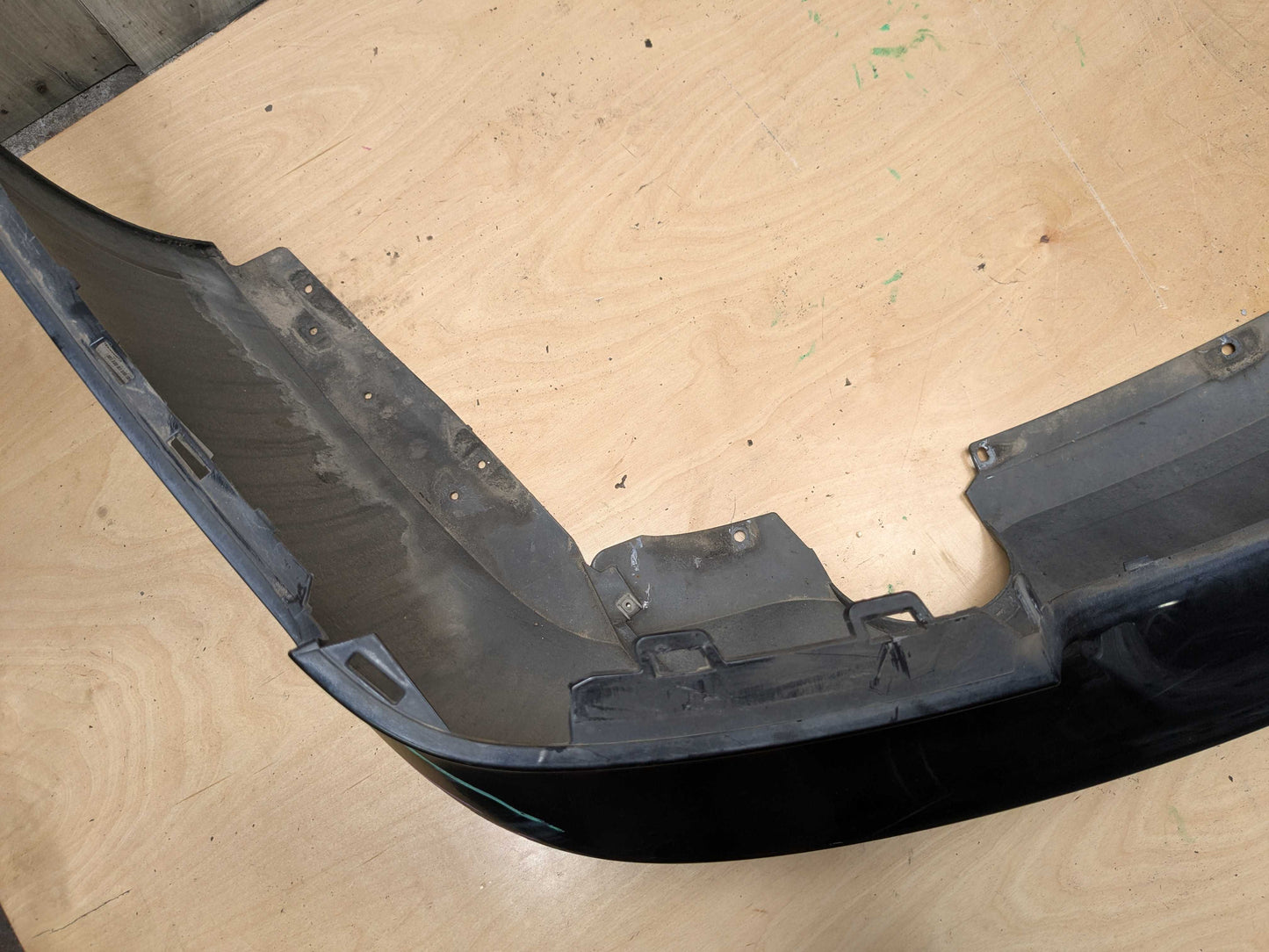 07-13 OEM BMW E92 E93 328 335 M SPORT Rear Bumper Cover Panel w Diffuser Black