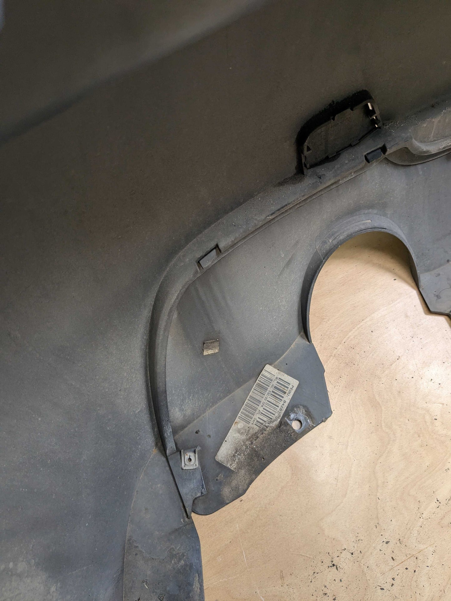 07-13 OEM BMW E92 E93 328 335 M SPORT Rear Bumper Cover Panel w Diffuser Black