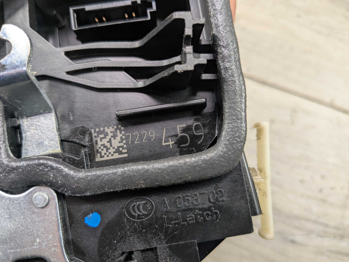 OEM BMW E82 E90 F23 F30 F32 E60 F01 M4 X6 REAR LEFT Door Lock Latch Actuator