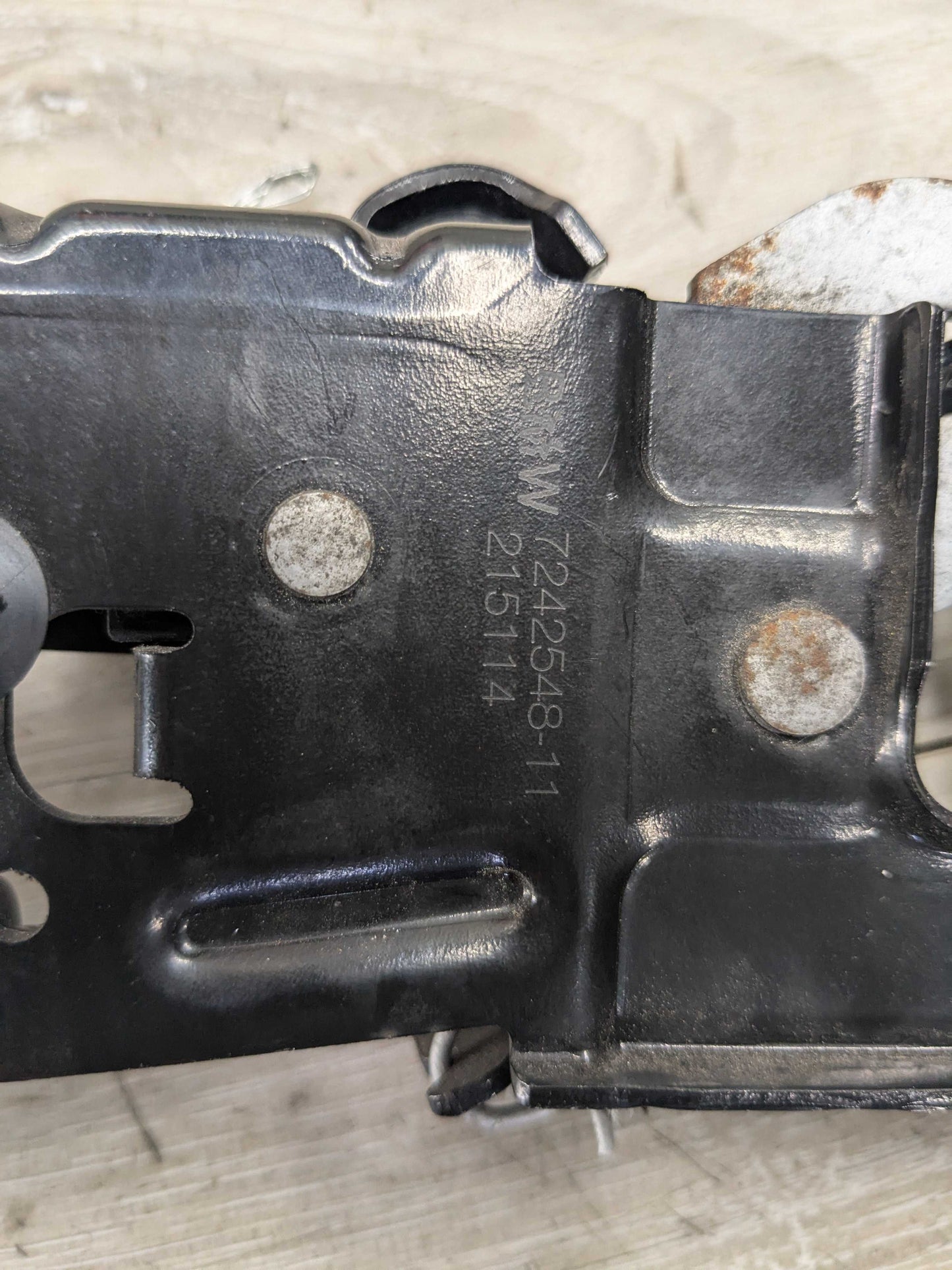 OEM BMW F22 F30 F32 F36 F80 F82 F87 M4 Hood Safety Catch Lock Latch Bracket SET