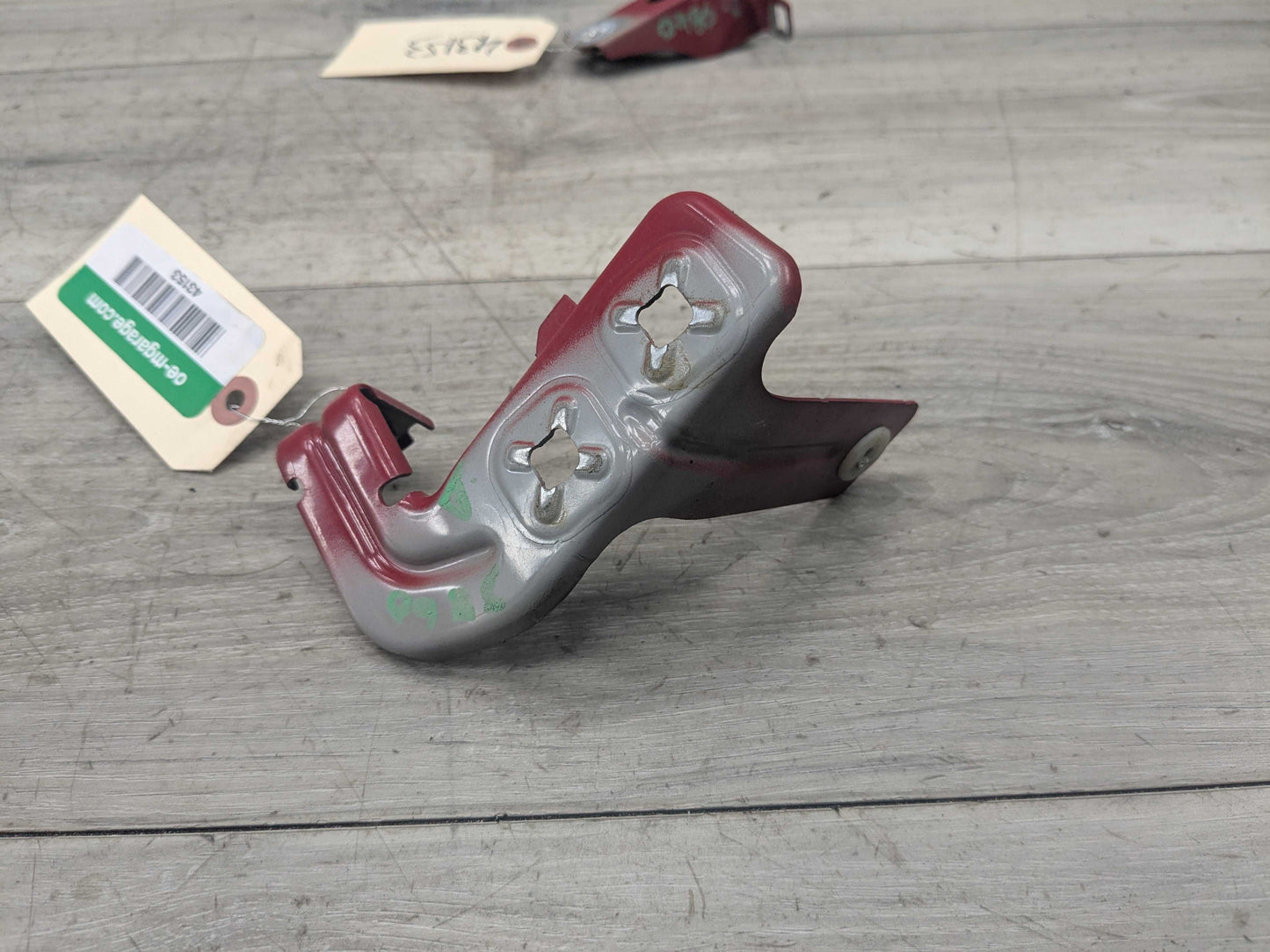 12-20 OEM BMW F30 F32 F33 F36 Front Left Driver Fender Wing Holder Bracket SET