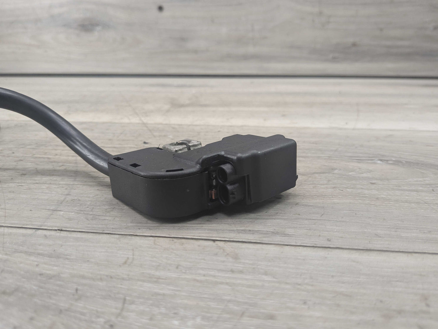 OEM BMW E90 E92 E93 328 335 Negative Battery Cable Power Terminal IBS Sensor