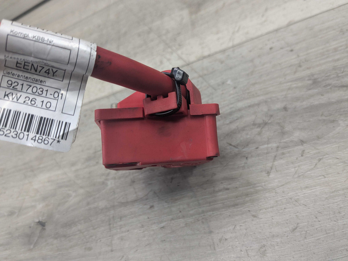 OEM BMW E84 E82 E88 E90 E92 335 M3 Battery Plus Pole Terminal Positive Red Cable