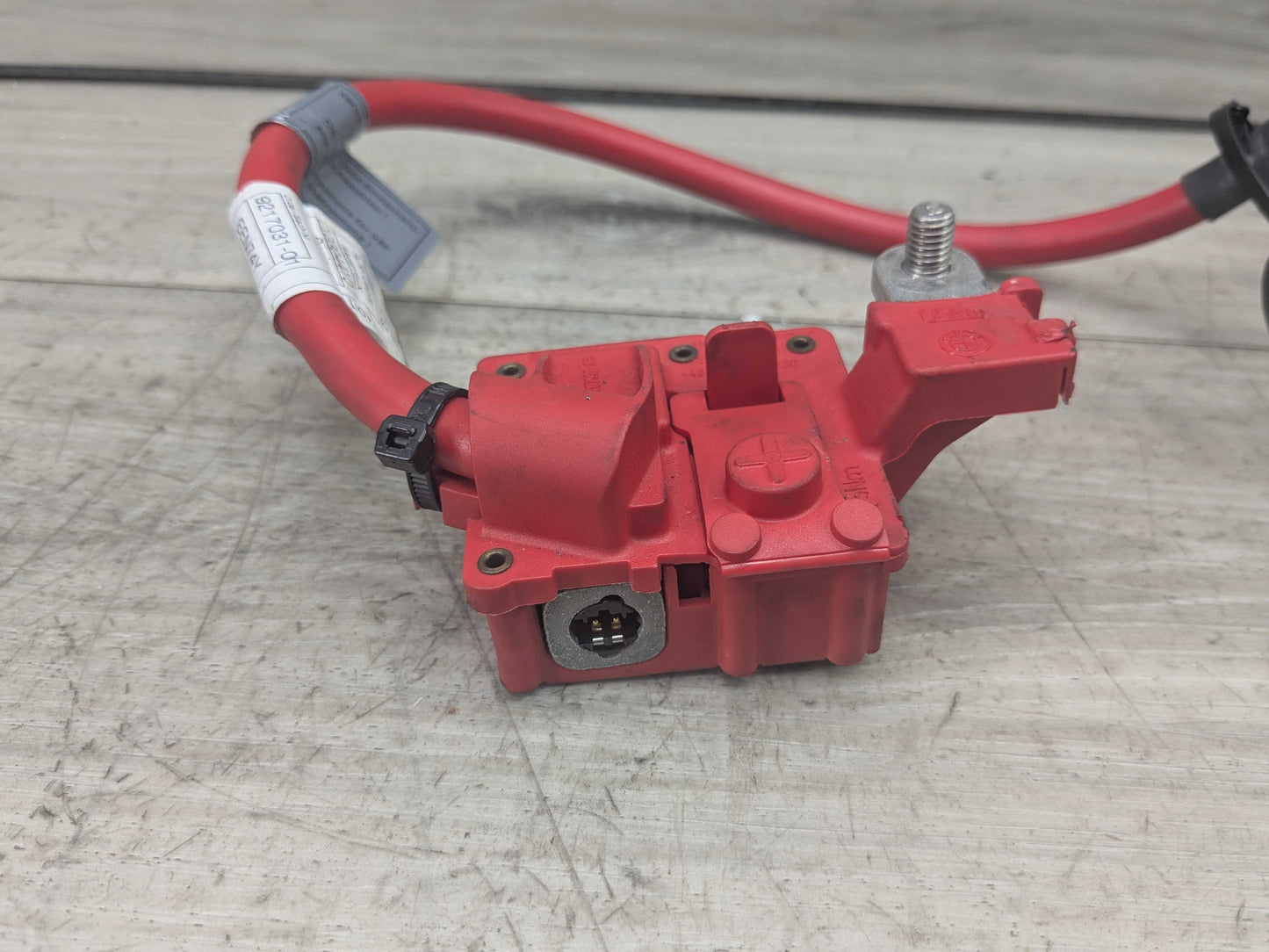 OEM BMW E84 E82 E88 E90 E92 335 M3 Battery Plus Pole Terminal Positive Red Cable