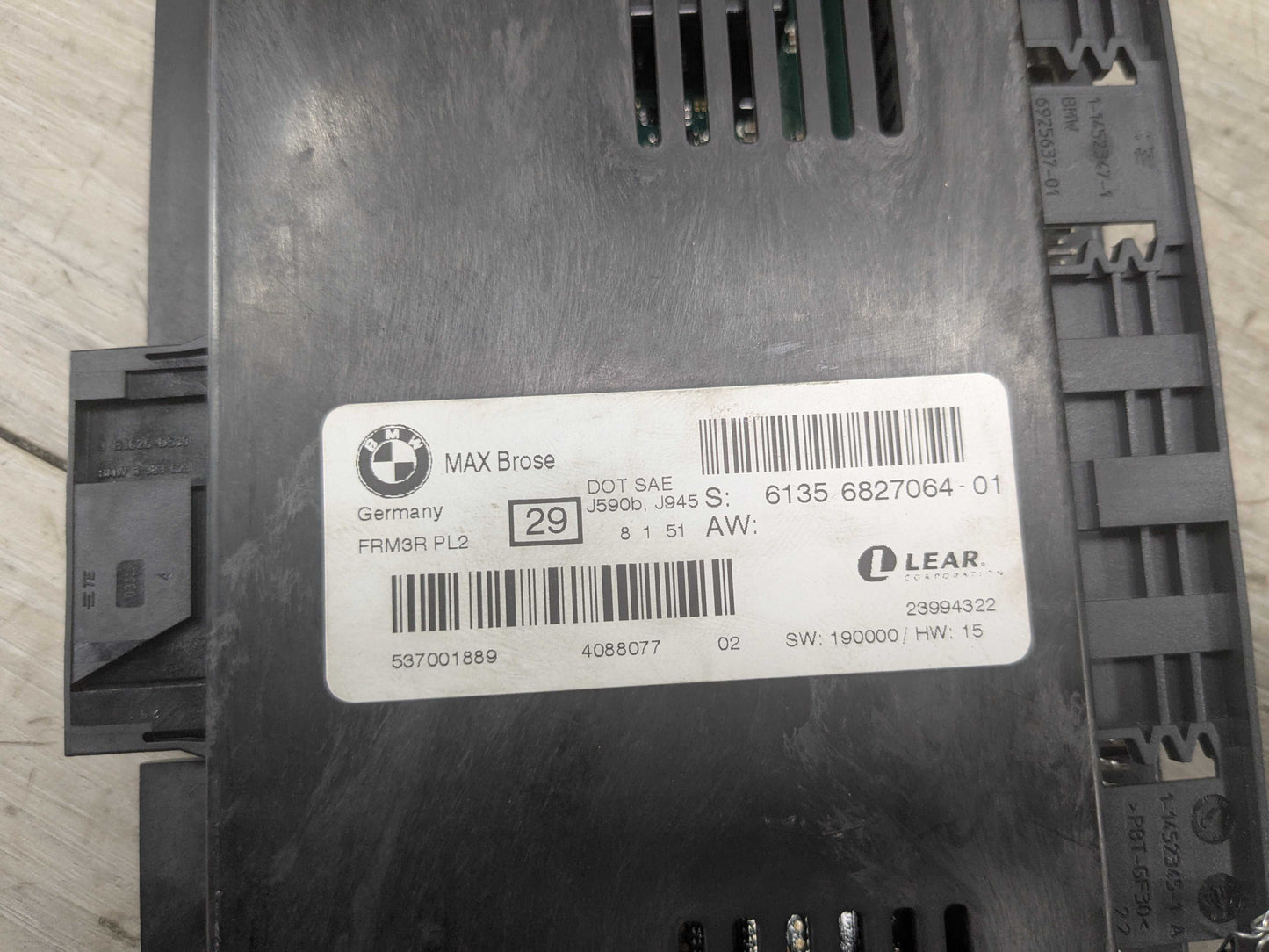 07-13 OEM BMW E84 E89 E90 E92 E93 X1 AHL FRM 3R Footwell Light Control Module