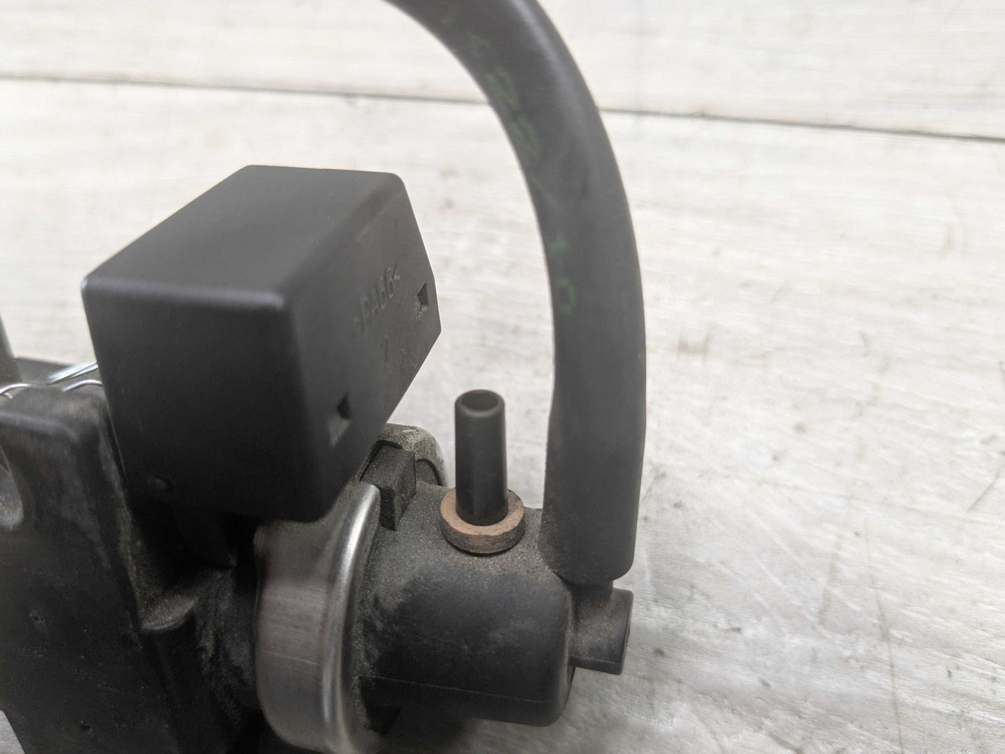 OEM BMW E82 E90 E92 F10 F30 Turbo Charger Air Pressure Boost Solenoid Valve