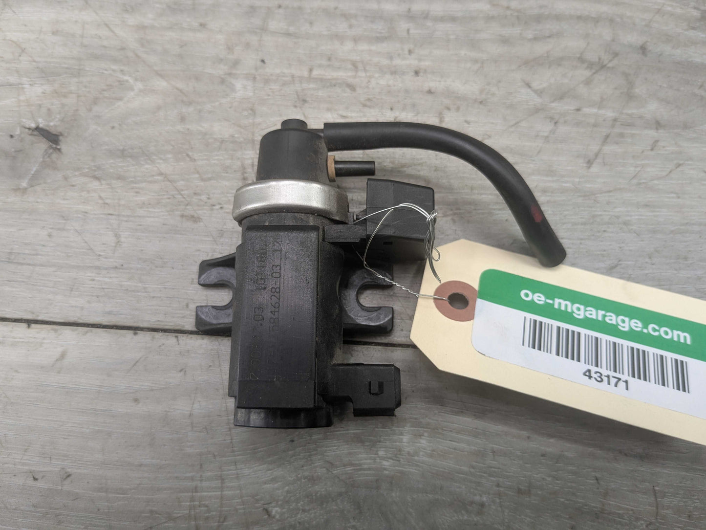 OEM BMW E82 E90 E92 F10 F30 Turbo Charger Air Pressure Boost Solenoid Valve