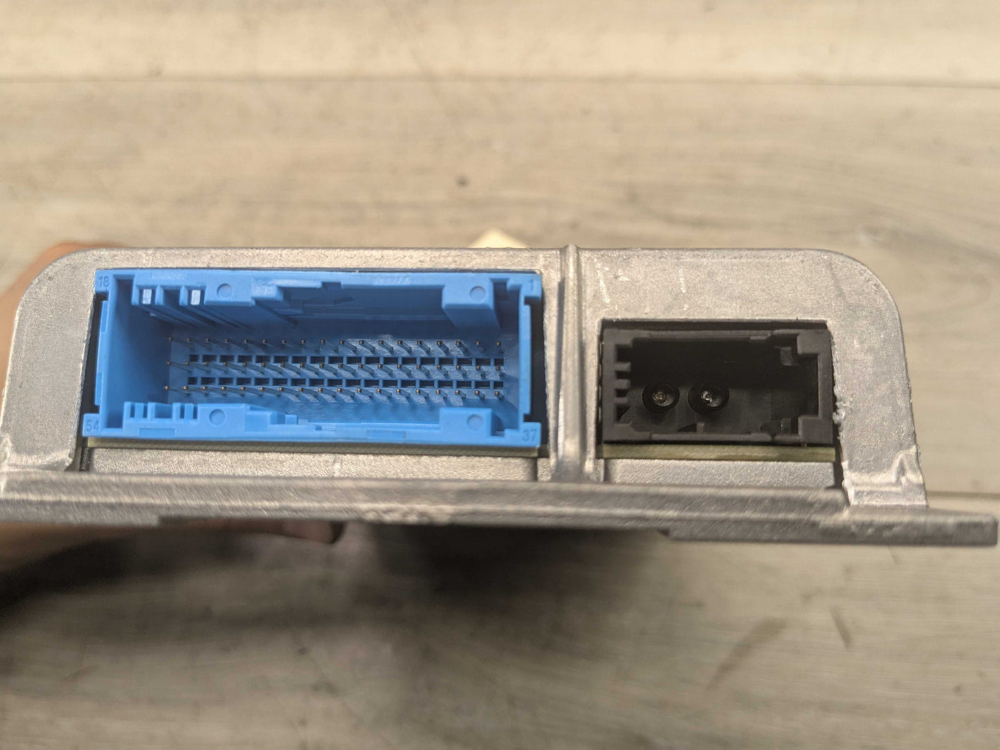 06-17 OEM BMW E88 E90 E92 F02 F10 High Basis SVS MULF2 Becker Bluetooth Module