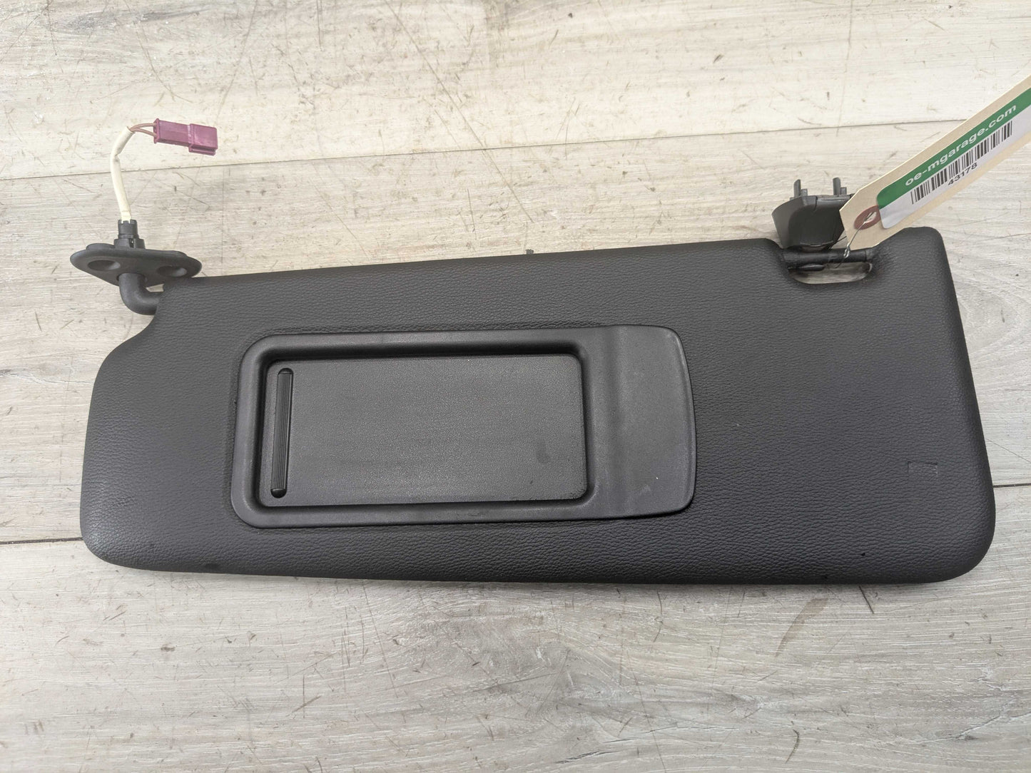 07-13 OEM BMW E92 328 335 M3 COUPE Left Driver Right Passenger Sun Visors PAIR
