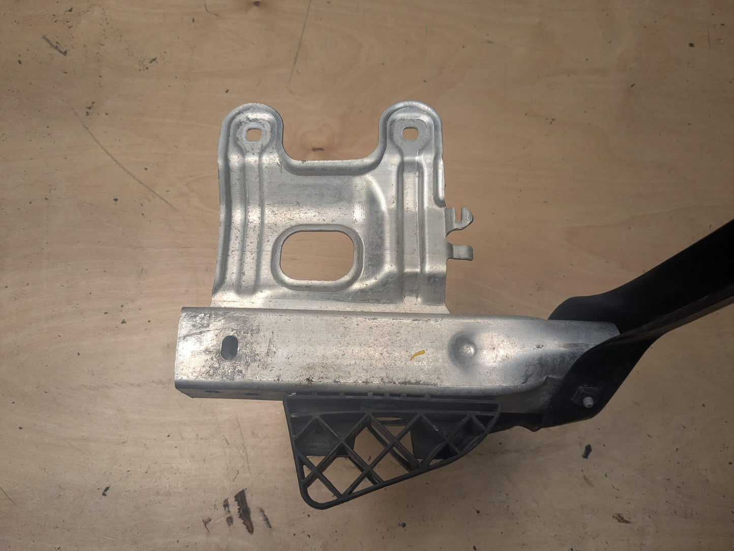 OEM BMW F30 328 330 335 340 Front Lower Radiator Support Reinforcement