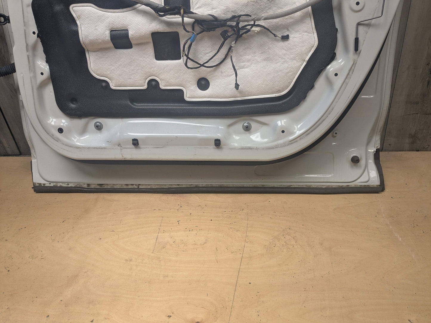 11-17 OEM BMW F25 X3 28 35 FRONT Right Passenger Door Shell Panel White 300
